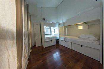 Asrama 5footway.inn Project Chinatown 1 *